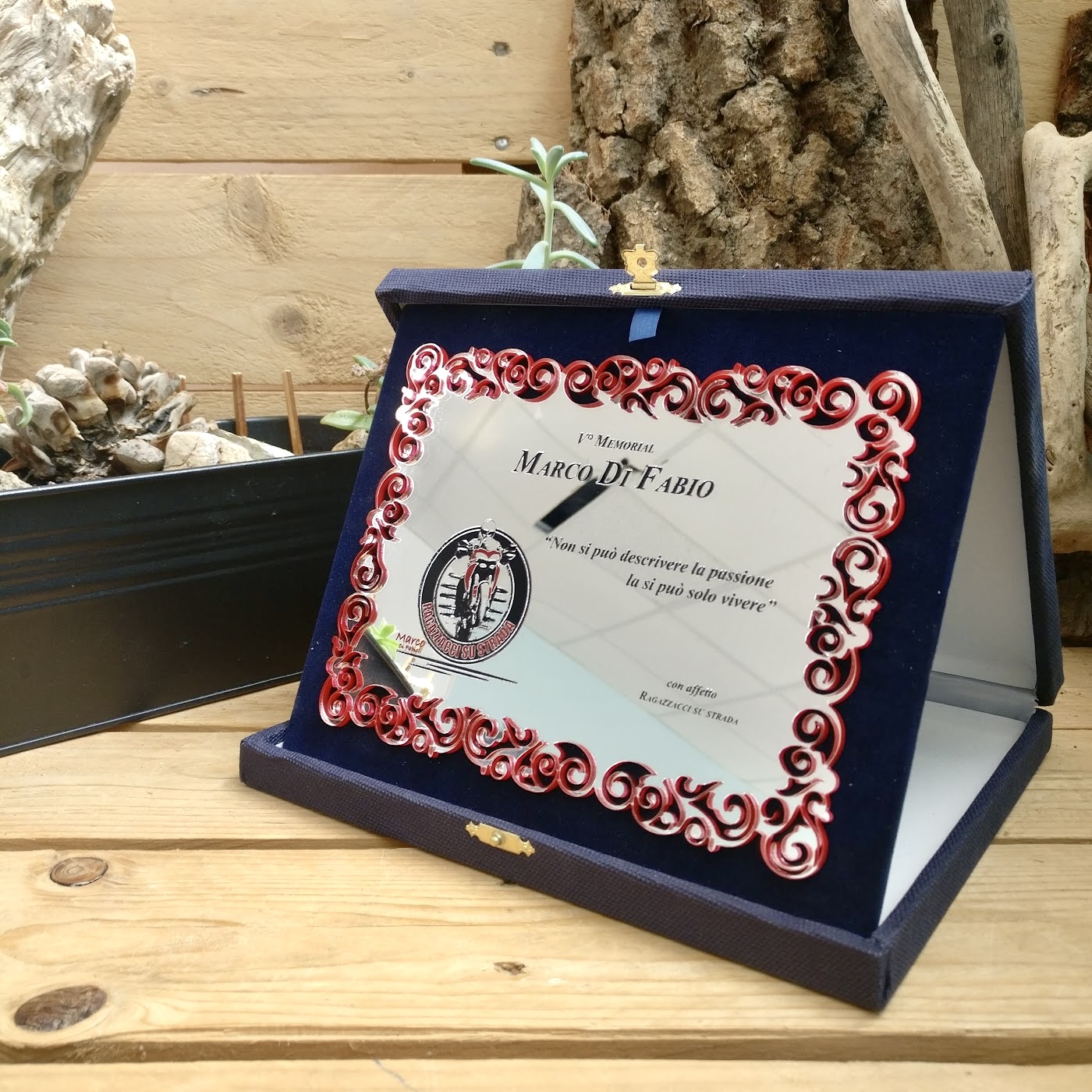 targa-personalizzata-plexiglass-metallo-stampa-incisione-premiazioni-cultura